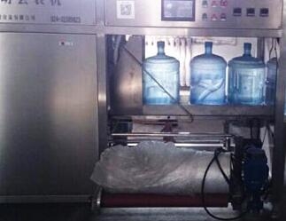 全自动桶装水灌装机